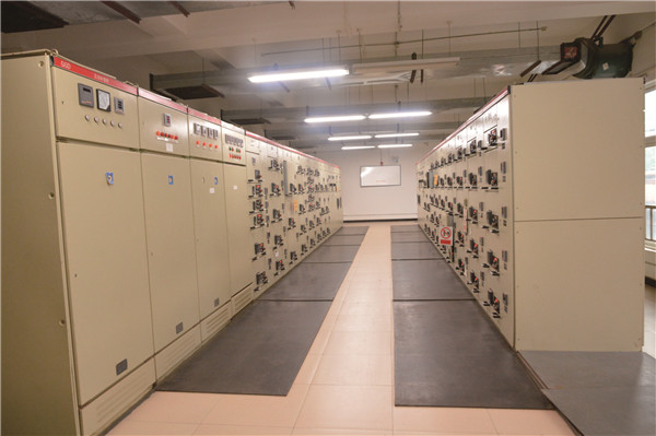 自动化仪器仪表设备.jpg 自动化仪器仪表设备.jpg